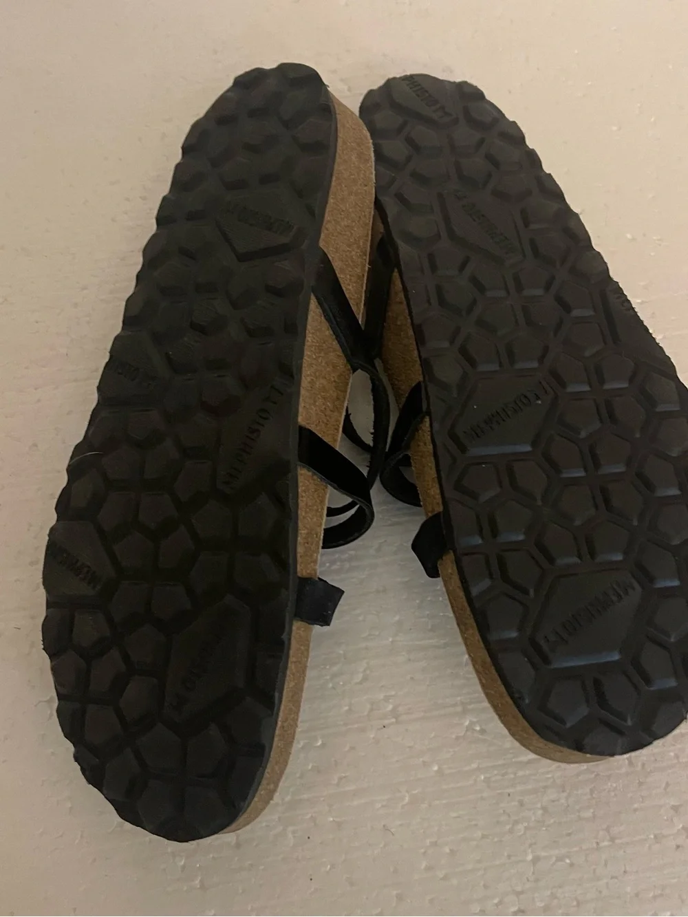 Brand New! Mephisto Natty Leather Strappy Sandals size 39 US 9 MSRP $135